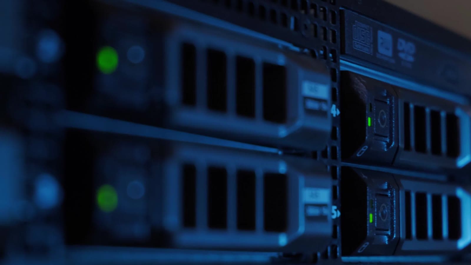 Dell server and storage array
